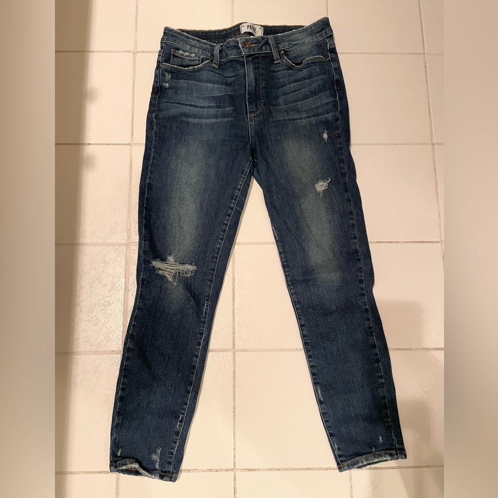 Paige hoxton crop